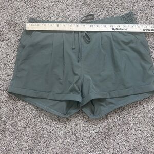 Women's Zyia Summer Green Shorts